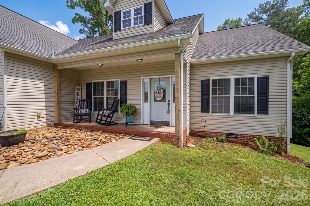 142 Azalea Drive, Connelly Springs, NC 28612