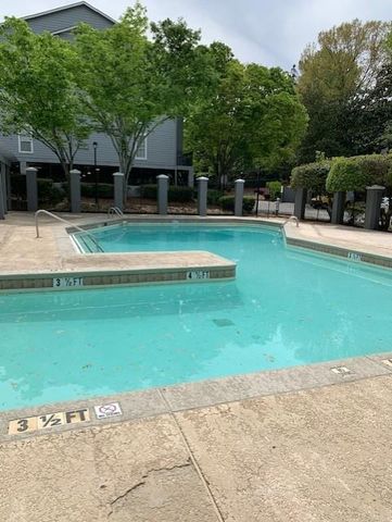 613 Granville Court, Atlanta, GA 30328