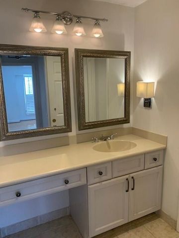 613 Granville Court, Atlanta, GA 30328