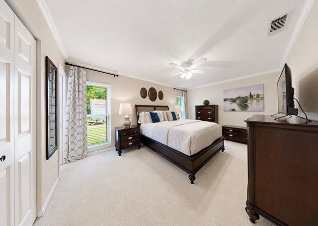 1005 HIGHGROVE COURT, Valrico, FL 33596