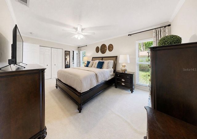 1005 HIGHGROVE COURT, Valrico, FL 33596