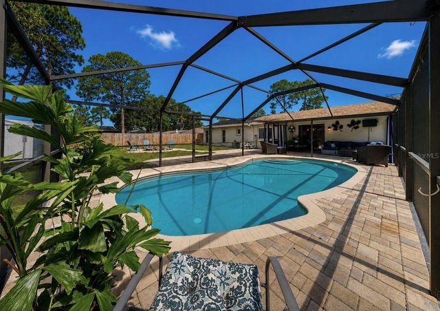 1005 HIGHGROVE COURT, Valrico, FL 33596