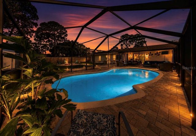 1005 HIGHGROVE COURT, Valrico, FL 33596
