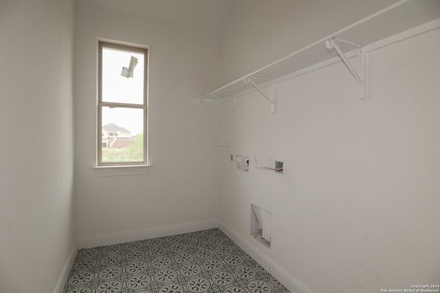 5213 Esates Oak Way, San Antonio, TX 78263