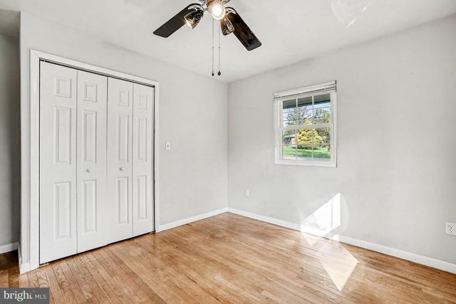 6085 CHERRY HILL RD, Harrisburg, PA 17111