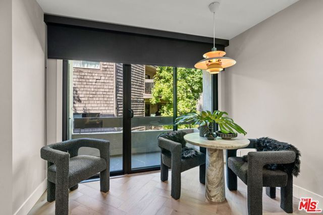 950 N Kings Road 233, West Hollywood, CA 90069