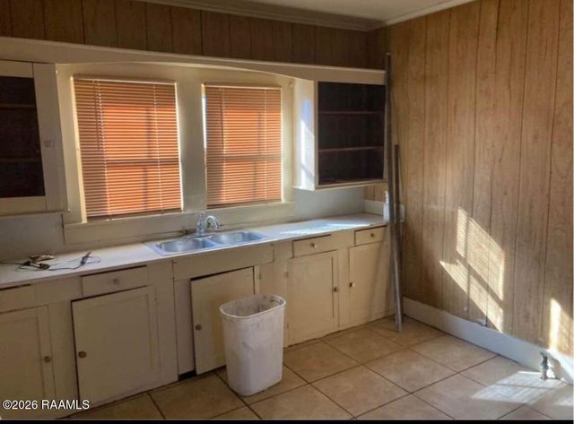 222 Pershing Avenue, Lafayette, LA 70501