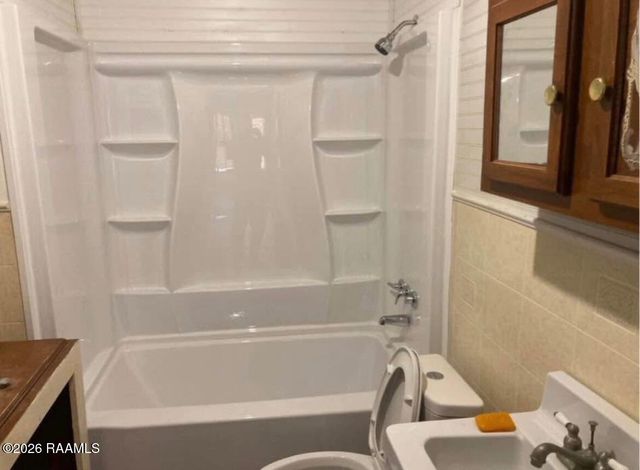 222 Pershing Avenue, Lafayette, LA 70501