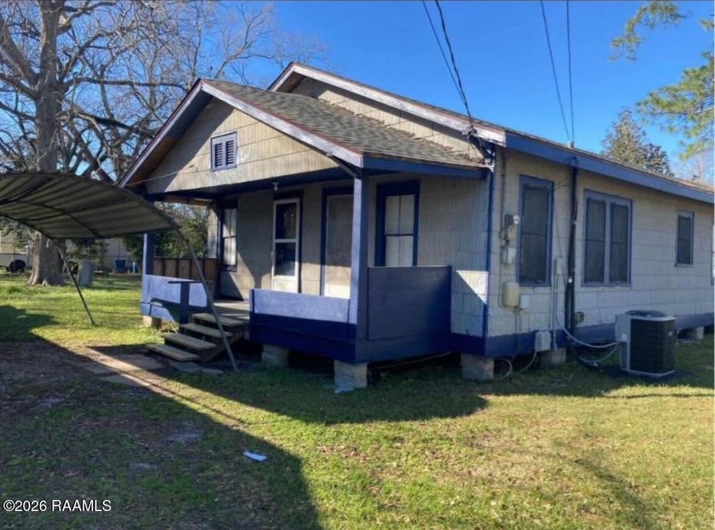222 Pershing Avenue, Lafayette, LA 70501
