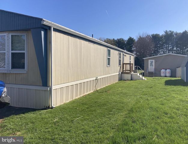 630 PALM CITY PARK, Annville, PA 17003