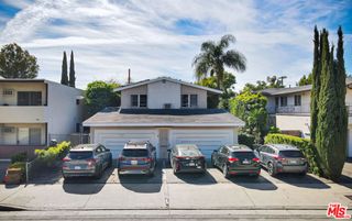 14722 Magnolia Boulevard, Sherman Oaks, CA 91403
