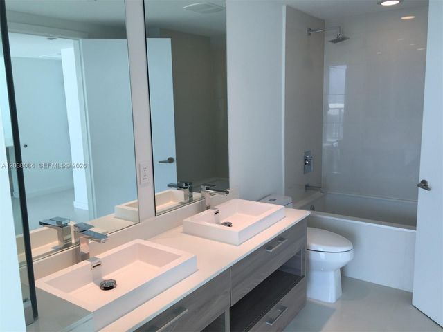 1300 S Miami Avenue 4204, Miami, FL 33130