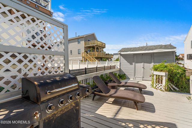 113 Illinois Avenue, Waretown, NJ 08758