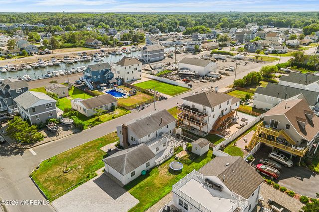 113 Illinois Avenue, Waretown, NJ 08758