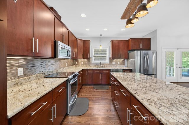 2977 Cabin Creek Drive, Catawba, NC 28609