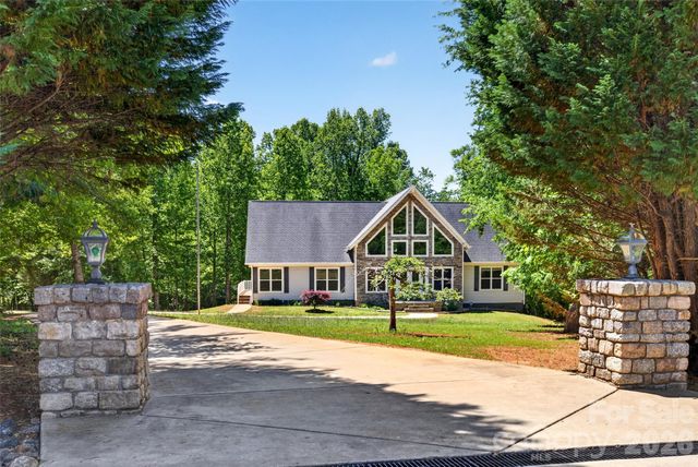 2977 Cabin Creek Drive, Catawba, NC 28609