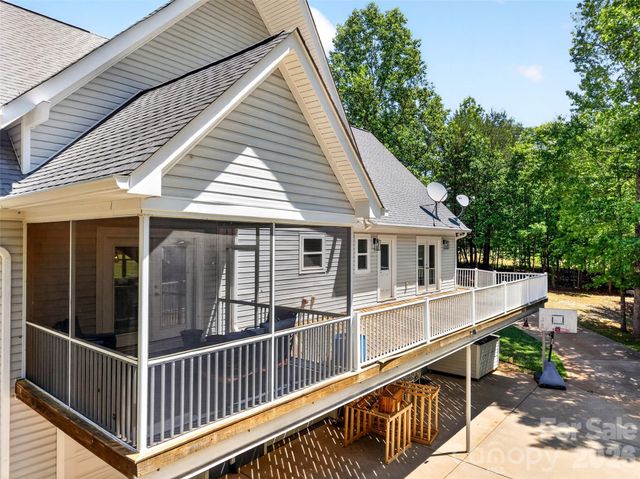 2977 Cabin Creek Drive, Catawba, NC 28609