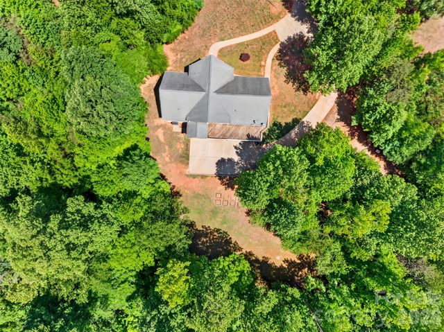 2977 Cabin Creek Drive, Catawba, NC 28609