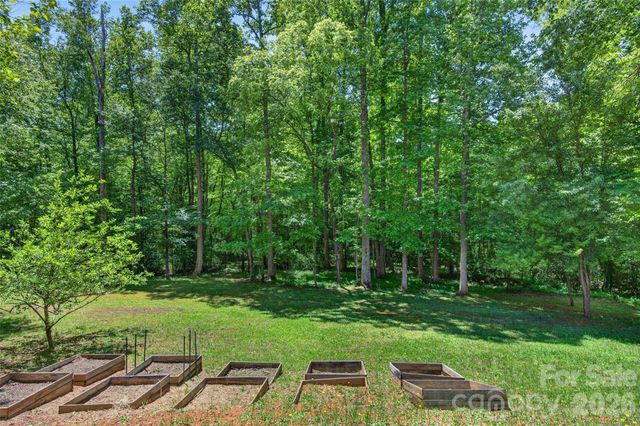 2977 Cabin Creek Drive, Catawba, NC 28609