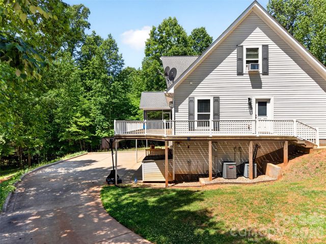 2977 Cabin Creek Drive, Catawba, NC 28609