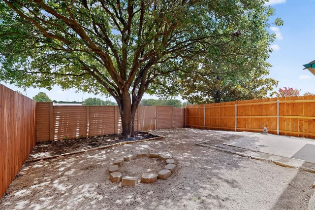 2100 Pipers Field DR 24, Austin, TX 78758