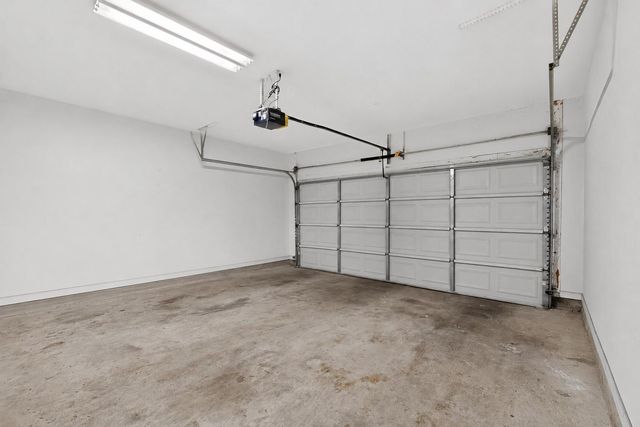 2100 Pipers Field DR 24, Austin, TX 78758