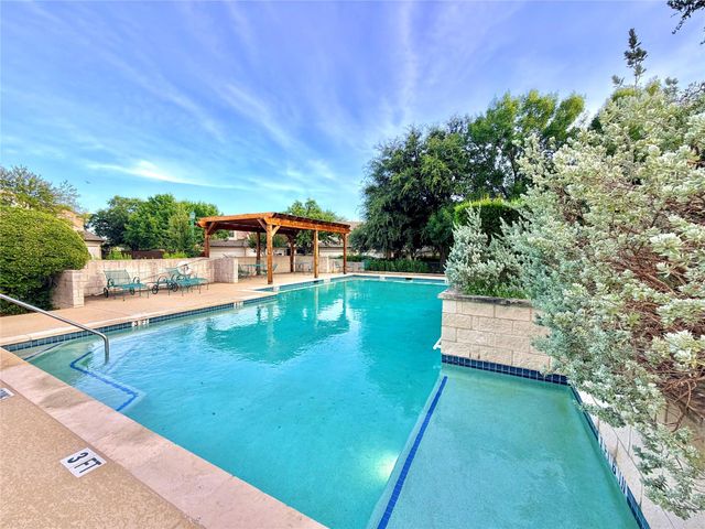2100 Pipers Field DR 24, Austin, TX 78758