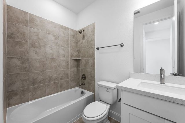 614 Bull Street, Oak Point, TX 75068