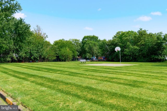 1103 WHITEWATER PL, Herndon, VA 20170
