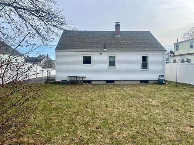 250 Pullen Avenue, Pawtucket, RI 02861