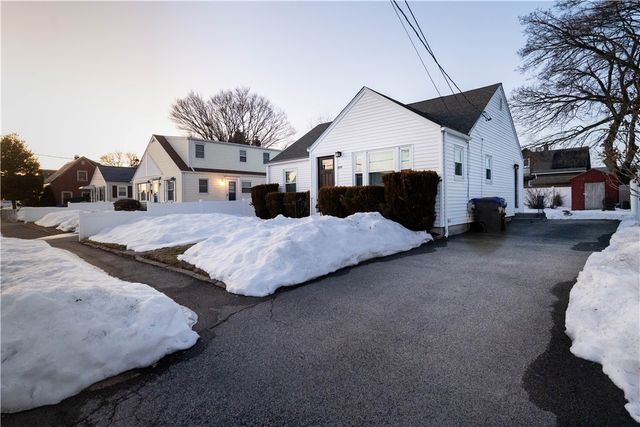 250 Pullen Avenue, Pawtucket, RI 02861