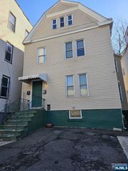 18 Princeton Street, East Orange, NJ 07018