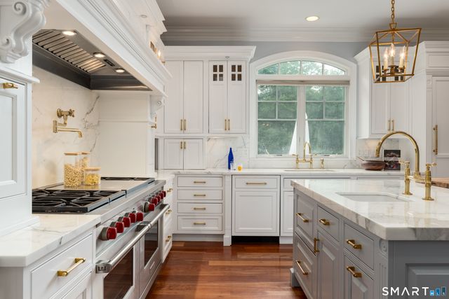 246 E Middle Patent Road, Greenwich, CT 06831