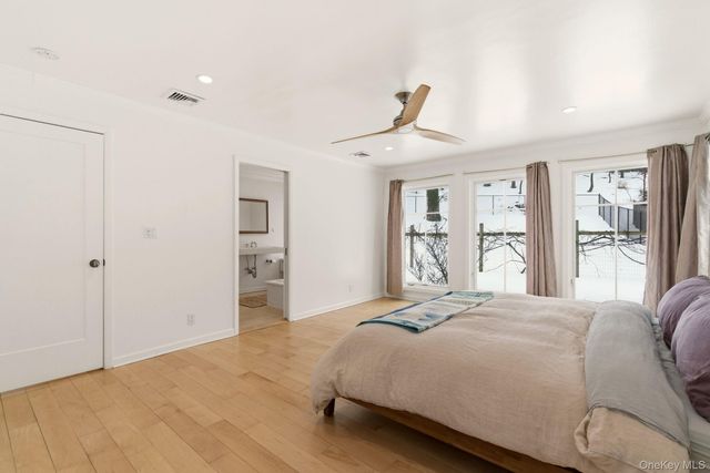 80 Hollow Road, Stony Brook, NY 11790