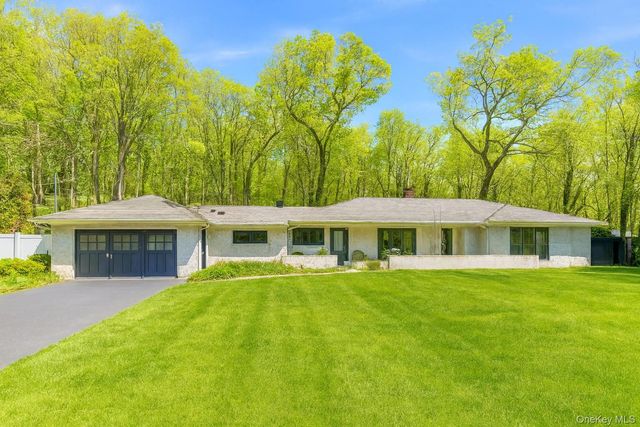 80 Hollow Road, Stony Brook, NY 11790