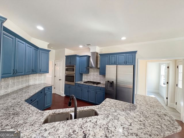 1143 Spruce Creek Lane, Lawrenceville, GA 30045