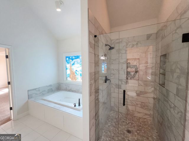 1143 Spruce Creek Lane, Lawrenceville, GA 30045