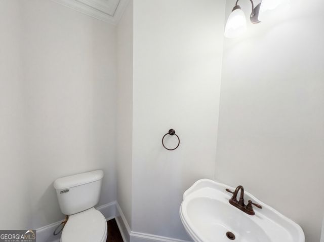 1143 Spruce Creek Lane, Lawrenceville, GA 30045