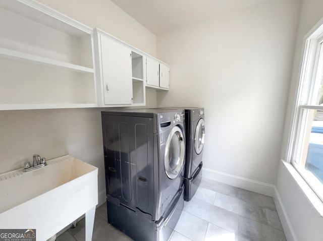 1143 Spruce Creek Lane, Lawrenceville, GA 30045