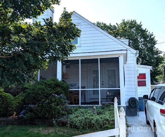 22 Juliet Street, New Brunswick, NJ 08901