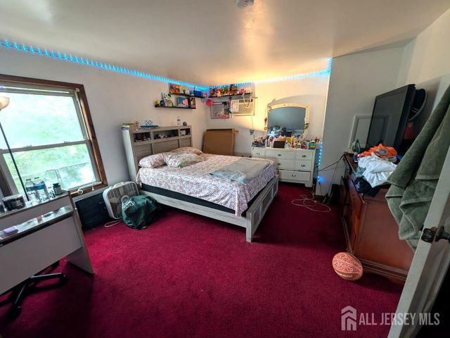 22 Juliet Street, New Brunswick, NJ 08901