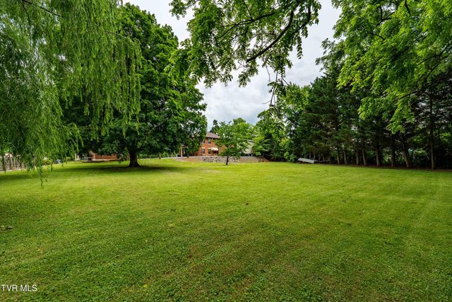 2107 Bartlett Street, Johnson City, TN 37601
