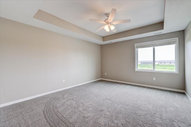 214 E 4th Street N, Newton, IA 50208