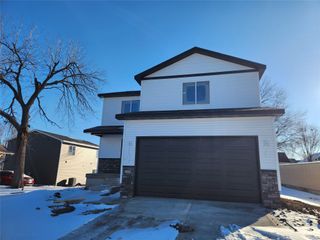 214 E 4th Street N, Newton, IA 50208