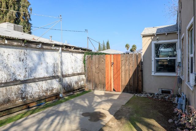 599 S Minaret St, Turlock, CA 95380