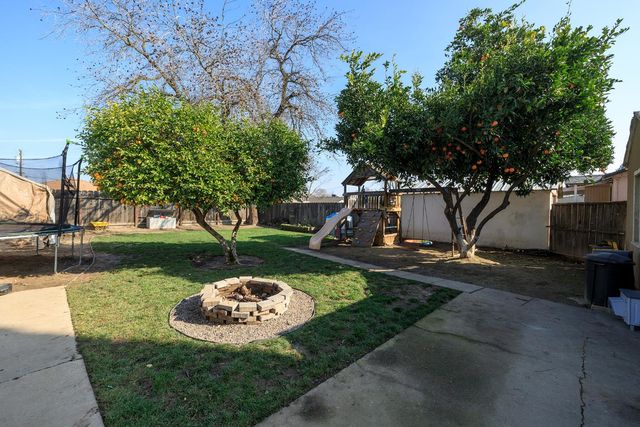 599 S Minaret St, Turlock, CA 95380