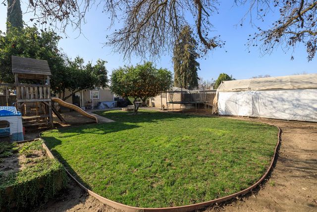 599 S Minaret St, Turlock, CA 95380