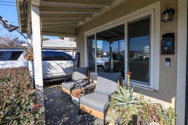 599 S Minaret St, Turlock, CA 95380