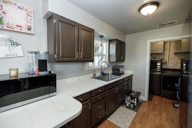 599 S Minaret St, Turlock, CA 95380