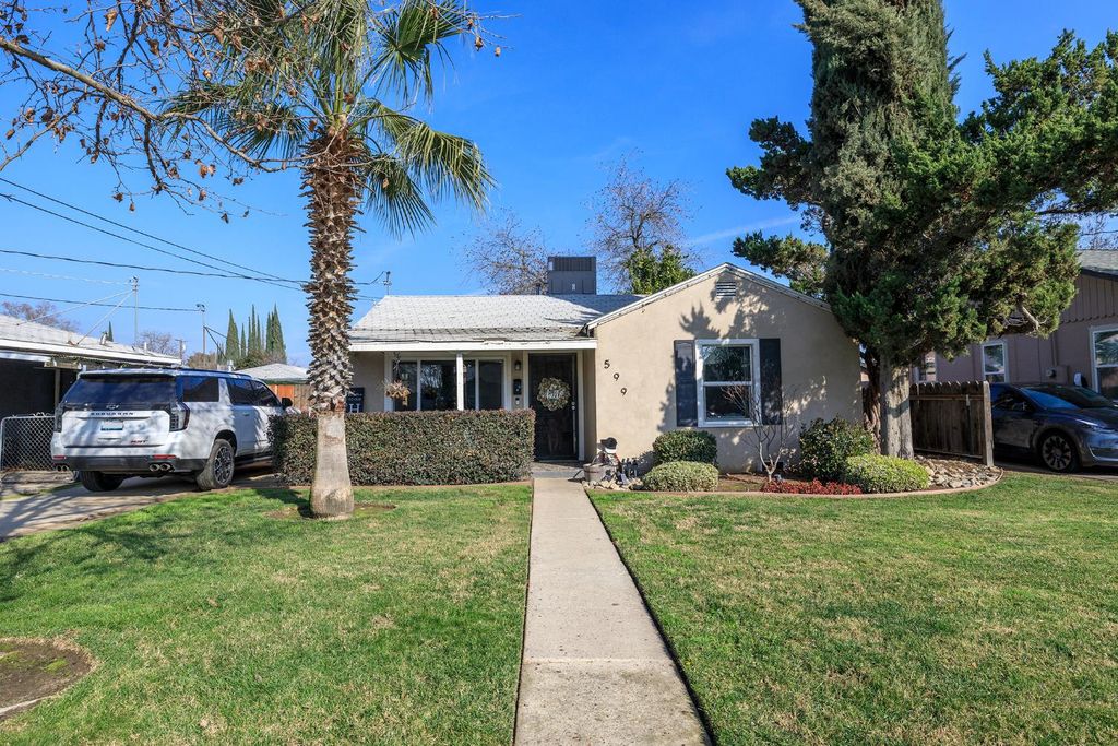 599 S Minaret St, Turlock, CA 95380